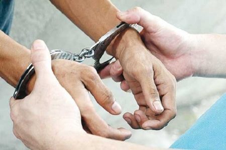 دستگیری کلاهبردار ۵۰ میلیاردی در خرم آباد
